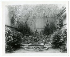 fontaine de jardin, c.1905-40 - Jessie Tarbox Beals