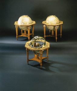 Un rare triplet de globes du XVIIIe siècle, Nuremberg