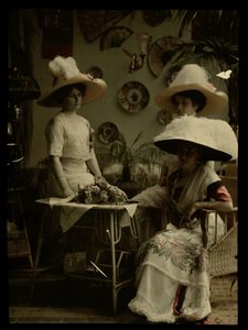 Trois femmes avec des chapeaux - Johannes Hendrikus Antonius Maria Lutz
