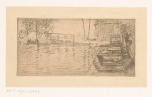 Canal avec écluse