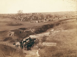 Le grand camp indien hostile sur la rivière Brule près de Pine Ridge