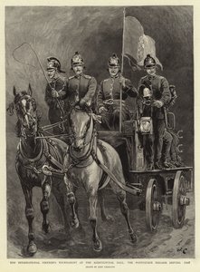 Le tournoi international des pompiers au Agricultural Hall, la brigade portugaise passant en revue