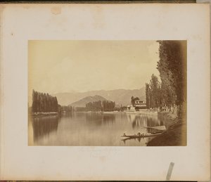 Le palais des Maharajahs [sic]. Srinaggar