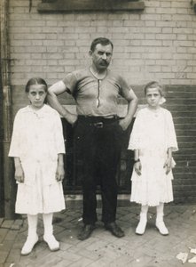 Un ouvrier et ses filles, Kensington, Philadelphie - John Frank Keith