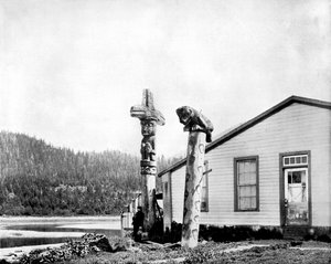 Totems, Alaska, USA, 1893 - John L. Stoddard