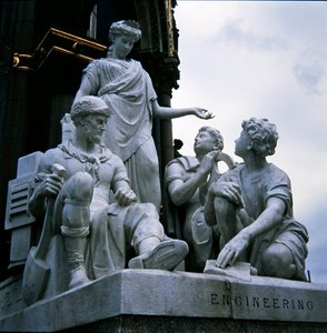Ingénierie, groupe sculptural du Mémorial Albert, achevé en 1876 - John Lawlor
