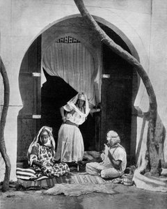 Groupe de femmes mauresques, Algérie, vers 1890 photo de John Lawson Stoddard (1850-1931) Voyageur et Conférencier Publication éducative pour -Chicago - John Lawson Stoddard