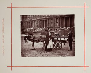 Fraises. Toutes mûres! Toutes mûres! - John Thomson