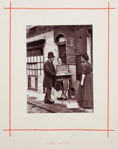 Médecins de rue, 1877 - John Thomson