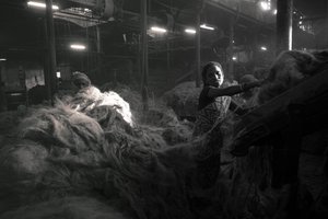 Usine de jute, Kolkata, Inde, 2017 (photo) - Jon Nicholson