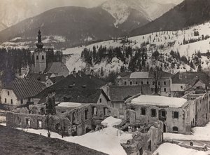Album "Meine weltkriegs - Erinnerungen South-West Front (Carinthie, Italie, Tyrol du Sud) 31/03/1915-12/11/1918 - Josef Zohles Wien": décombres à Tarvisio - Josef Zohles