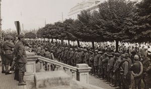 Album "Meine weltkriegs - Erinnerungen South-West Front (Carinthie, Italie, Tyrol du Sud) 31/03/1915-12/11/1918 - Josef Zohles Wien": soldats avec de nombreux prisonniers