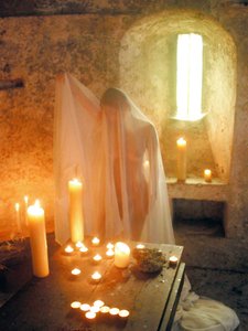 Dans la chapelle