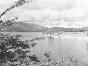 Vue sur Crummock Water avec les montagnes en arrière-plan - Joseph Hardman