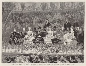 Le Shah et la famille royale au concert d