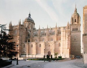 Vue de la Catedral Nueva depuis le nord, commencée en 1512 - Juan and Rodrigo Gil de Hontanon
