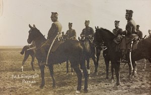 Album "Jack Bosio - Campagne de guerre 1917-1920" : Mission militaire en Pologne (Varsovie - Posen) mars-avril 1919, une batterie de chevaux à Posen (Poznan), 03-04/1919 - K. Greger