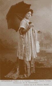 Olga Leonardovna Knipper-Tchekhova en Ranevskaya dans Le Verger de cerisiers - Karl August Fischer