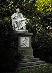Monument en hommage au compositeur autrichien Franz Peter Schubert (1797-1828). Sculpture de Karl Kundmann (1838-1919) 1872. Vienne, Stadtpark, Autriche - Karl Kundmann