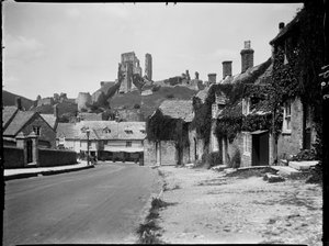 Corfe Castle, Purbeck, Dorset - Katherine Jean Macfee