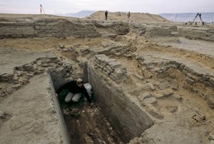 Archéologue ayant excavé les restes d