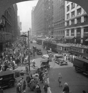 Au cœur du quartier commerçant de State Street, Chicago, Illinois, USA, début du 20e siècle - Keystone View Company