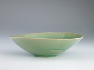 Bol avec décoration incrustée de poissons jumelés, seconde moitié du 12e siècle - Korean School