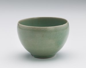 Tasse avec décoration florale incisée - Korean School