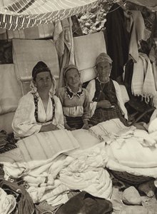 Yougoslavie : marché à Prizren