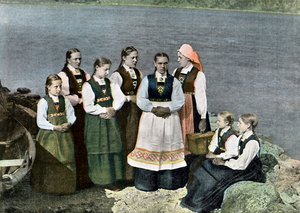 Femmes et enfants en costume national, Sognafjorden, Norvège - L Boulanger