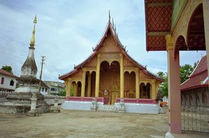 Wat Mai - School Laotian