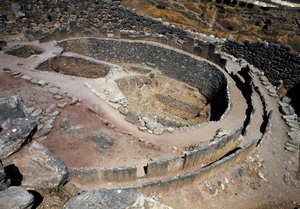 Vue aérienne du premier cercle de tombes (cimetière royal) découvert par l