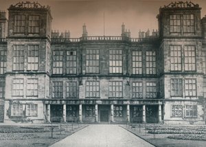 Hardwick Hall, siège de Sa Grâce le Duc de Devonshire, vers 1907 - Leonard Willoughby