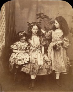 Flora Rankin, Irene MacDonald et Mary Josephine MacDonald à Elm Lodge