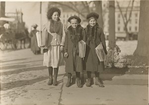 Connecticut Newsgirls (Hartford ) - Lewis W. Hine