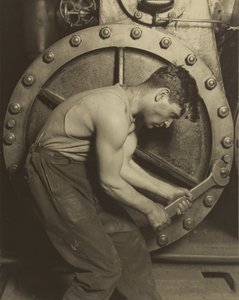 Mécanicien et pompe à vapeur - Lewis W. Hine