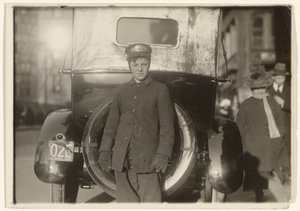 [Western Union Messenger, Massachusetts (Boston )] - Lewis W. Hine
