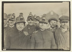 Des briseurs de grève dans une mine de charbon en Pennsylvanie - Lewis Wickes Hine