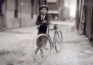 Garçon messager de quinze ans travaillant pour la Mackay Telegraph Company, Waco, Texas - Lewis Wickes Hine