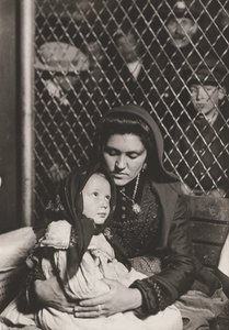 Mère et enfant immigrés - Lewis Wickes Hine