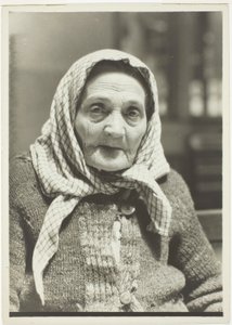 Grand-mère juive, Ellis Island - Lewis Wickes Hine