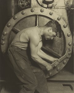 Mécanicien et pompe à vapeur, 1921 - Lewis Wickes Hine