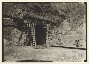 Moteur pour train de charbon, Virginie-Occidentale - Lewis Wickes Hine