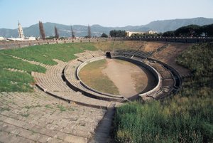 Italie, Région de Campanie, Pompéi, amphithéâtre (photo)