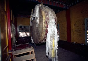 Roue de prière au monastère de Ganden Sumtseling à Shangri-La, également connu sous le nom de Zhongdian ou Gyalthang, Yunnan, Chine
