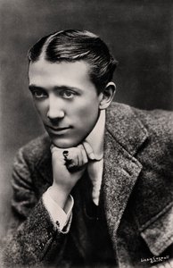 Gerald Du Maurier 1873-1934, acteur et directeur de théâtre anglais, début du XXe siècle - Lizzie Caswall Smith
