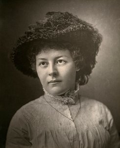 Adela Measor, actrice irlandaise, 1882 - London Stereoscopic and Photographic Co