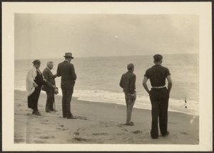 [La famille Fleckenstein à la plage]
