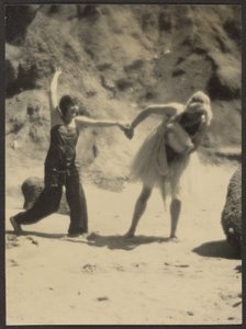 [Deux danseurs]