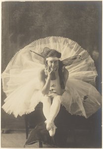 [Jeune ballerine aux ailes de fée] - Louis Fleckenstein
